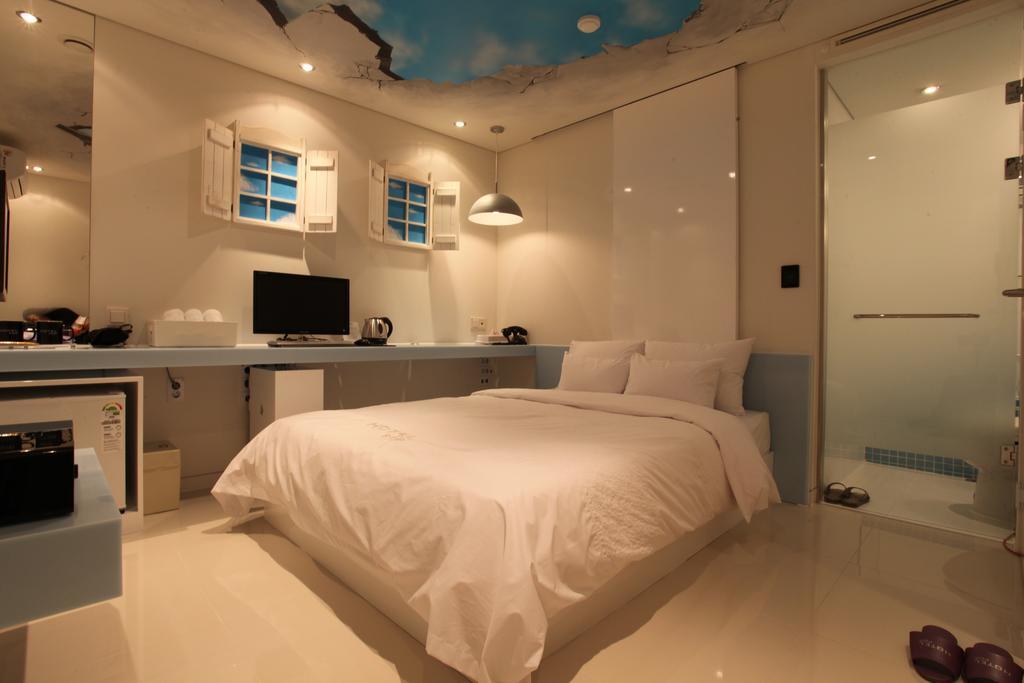 Hotel Pop2 Jongno Seoul Bilik gambar
